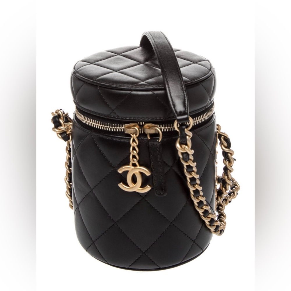 Chanel Black Quilted Vanity Crossbody Bag - Authentic